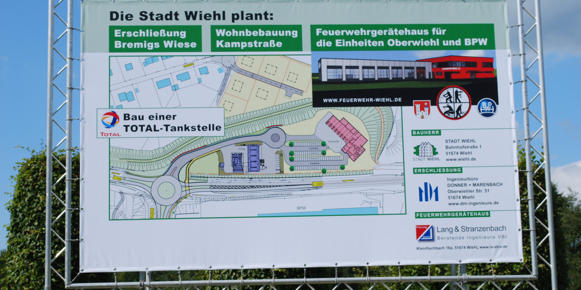 Baustellenschild für Bremigs Wiese in Wiehl
